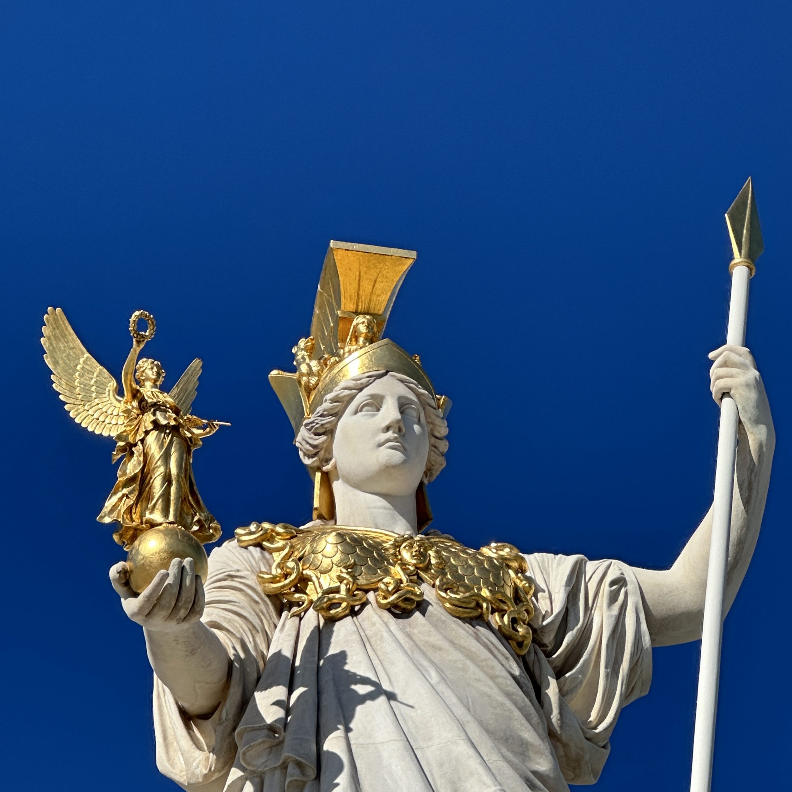 > upcoming: Womens Day performance @ Austrian parliament with DANCR-AI