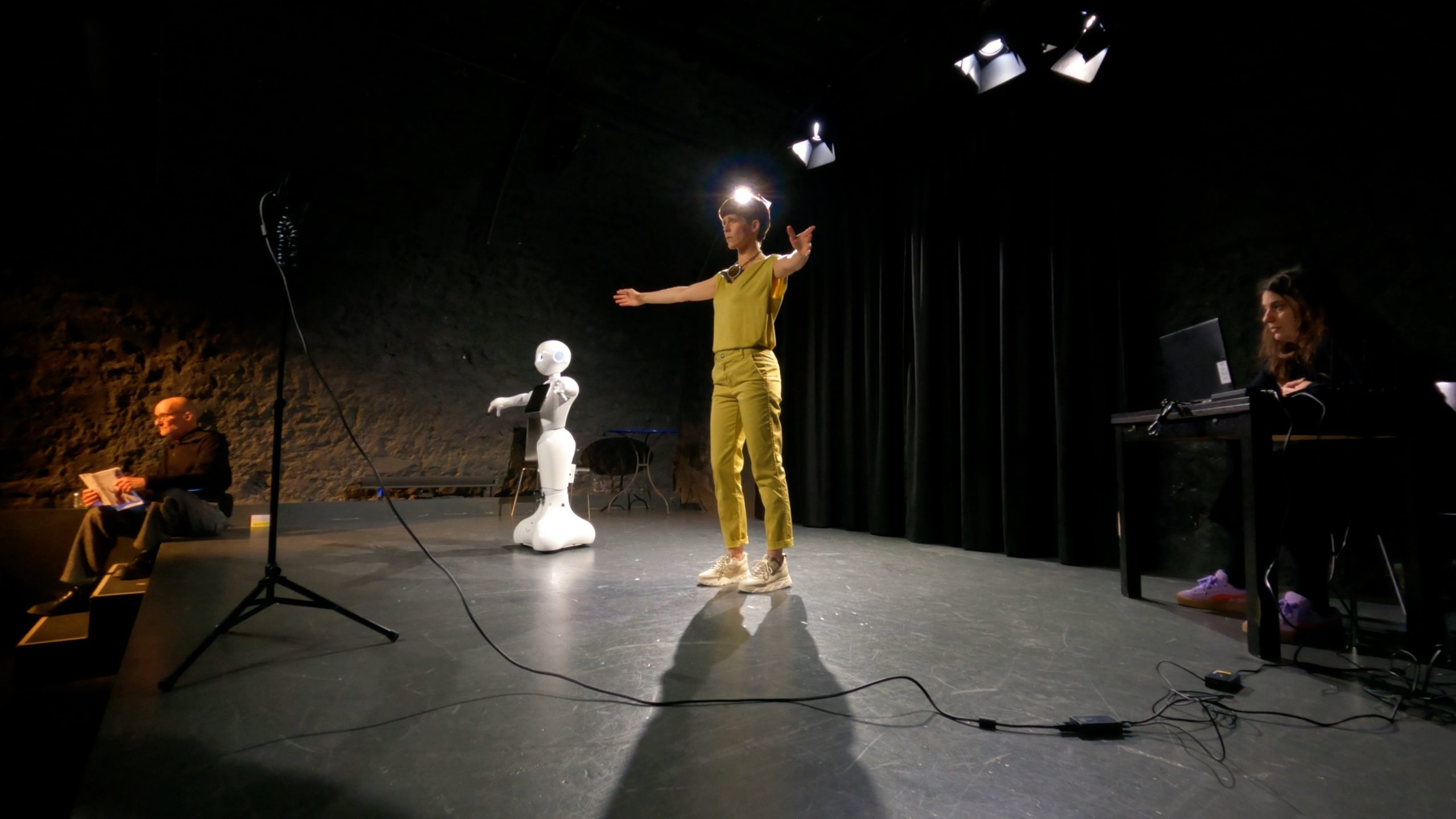 youAI-I3-02; a performance to improvise with our improv-AI at Switzerland, Burgbachkeller