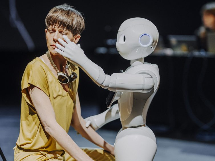 youAI-I3-03 / Lecture-Performance @ the 7. lnternational Symposium on Cultural Mediation